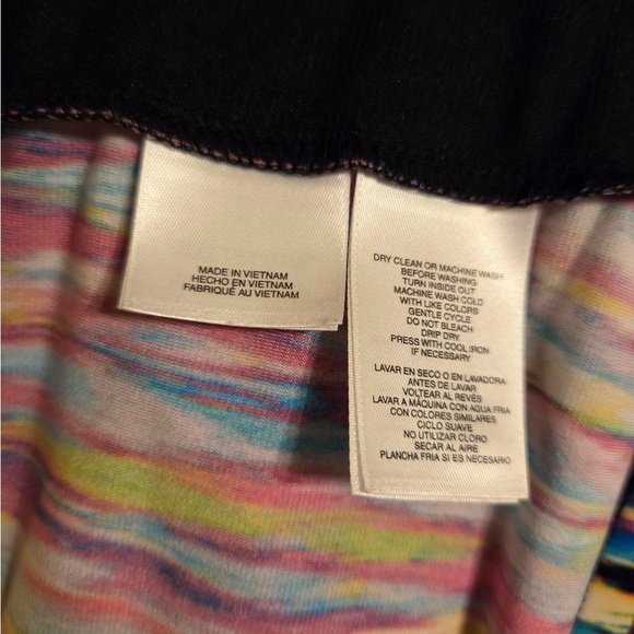 Evan Picone Multicolor Sleeveless Keyhole Camisole - Picture 3 of 6